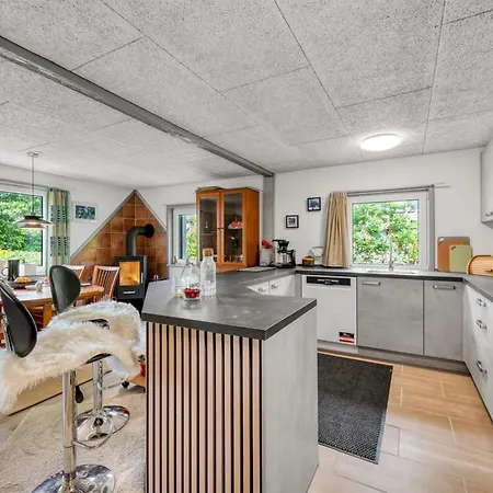Alivia - 200m From The Sea By Interhome Feriehus *