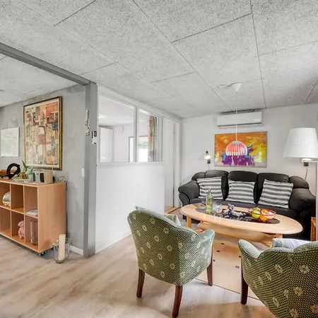 Alivia - 200m From The Sea By Interhome Feriehus *